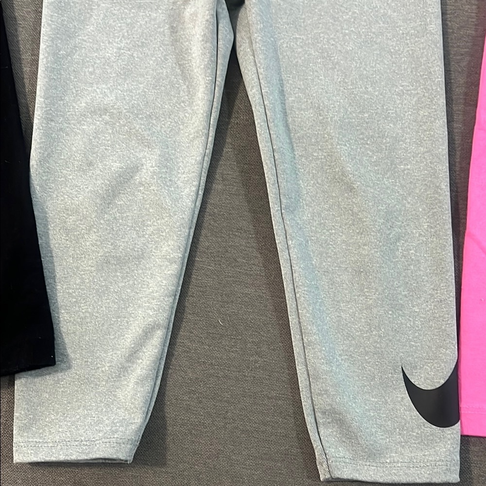3 Pairs of Leggings for Active Comfort - Picture 2 of 6